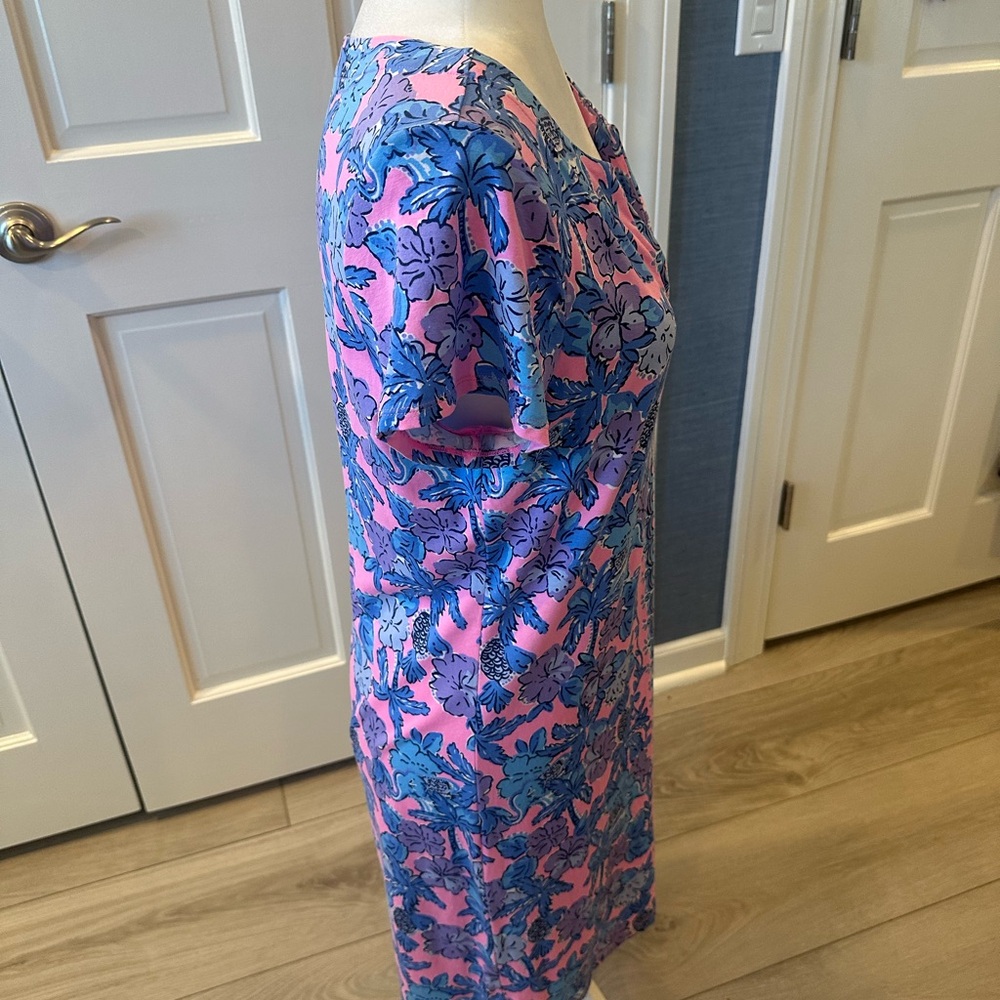 Lilly Pulitzer Pink and Blue Floral V-Neck Dress - Picture 4 of 13